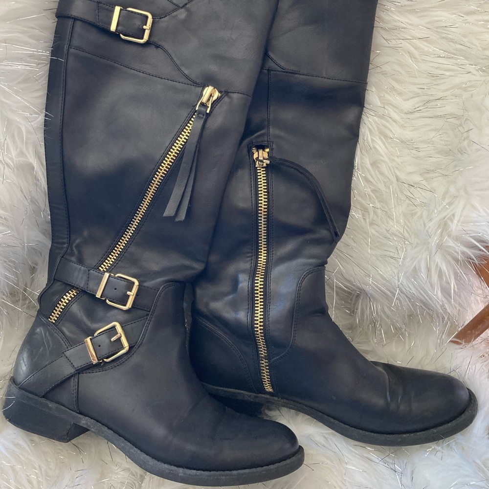 Black Boots
